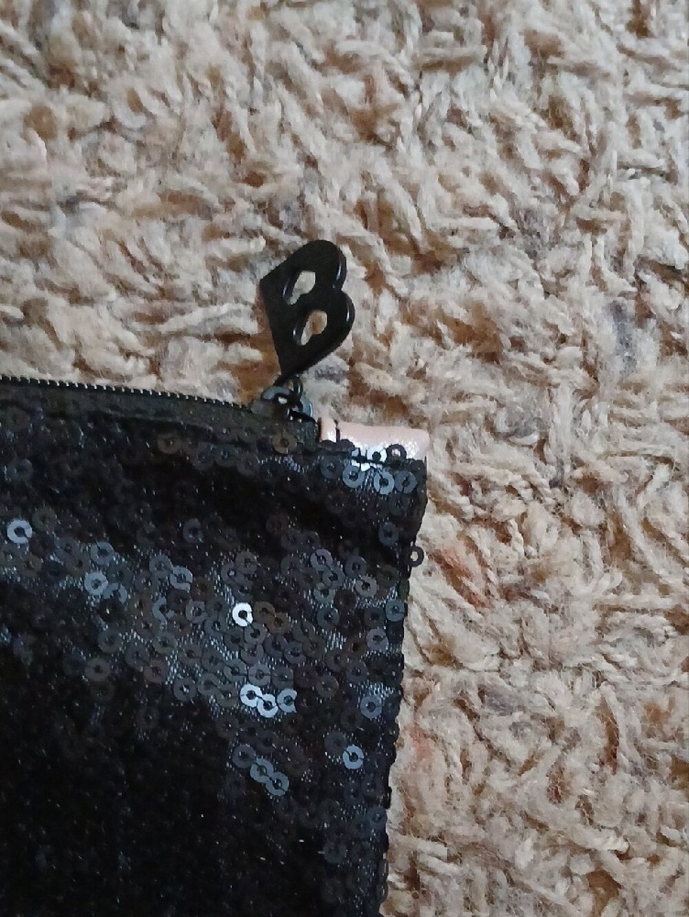 Betty Boop Pink and Black Makeup Bag - Picture 3 of 6